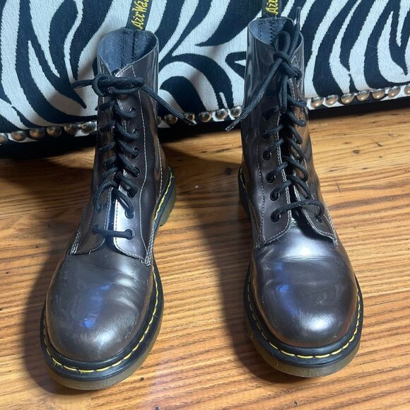 Dr. Martens Pascal Woman’s Metallic Gun mettle Combat Boots  Sz 11 Preowned - Picture 3 of 12